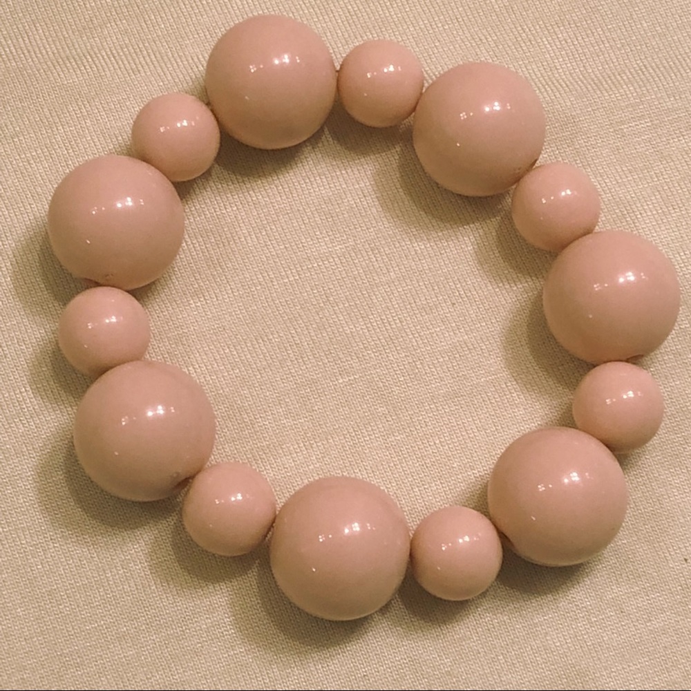 Bead bracelet